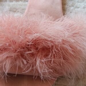 Women's Pink Fuzzy Slippers